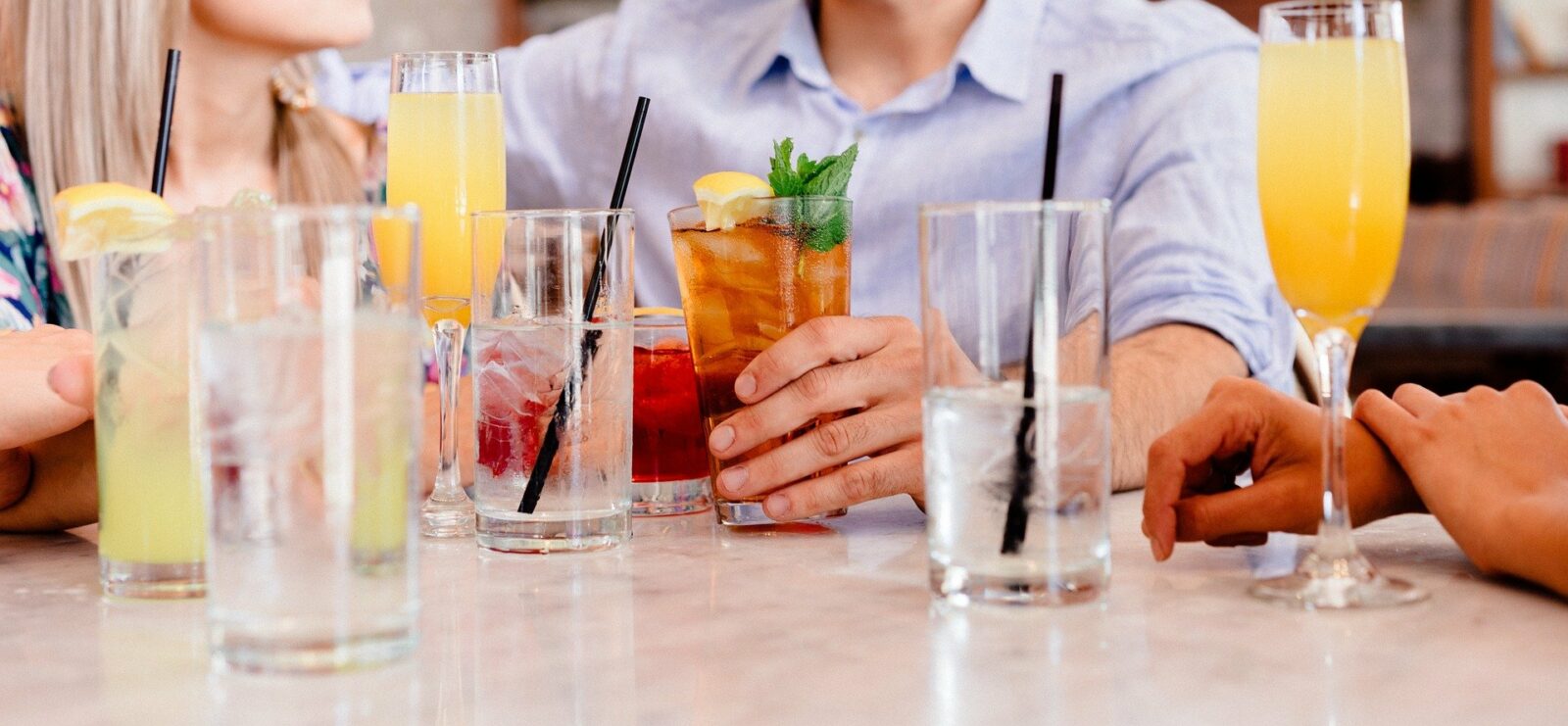 Zo organiseer je een cocktail party!