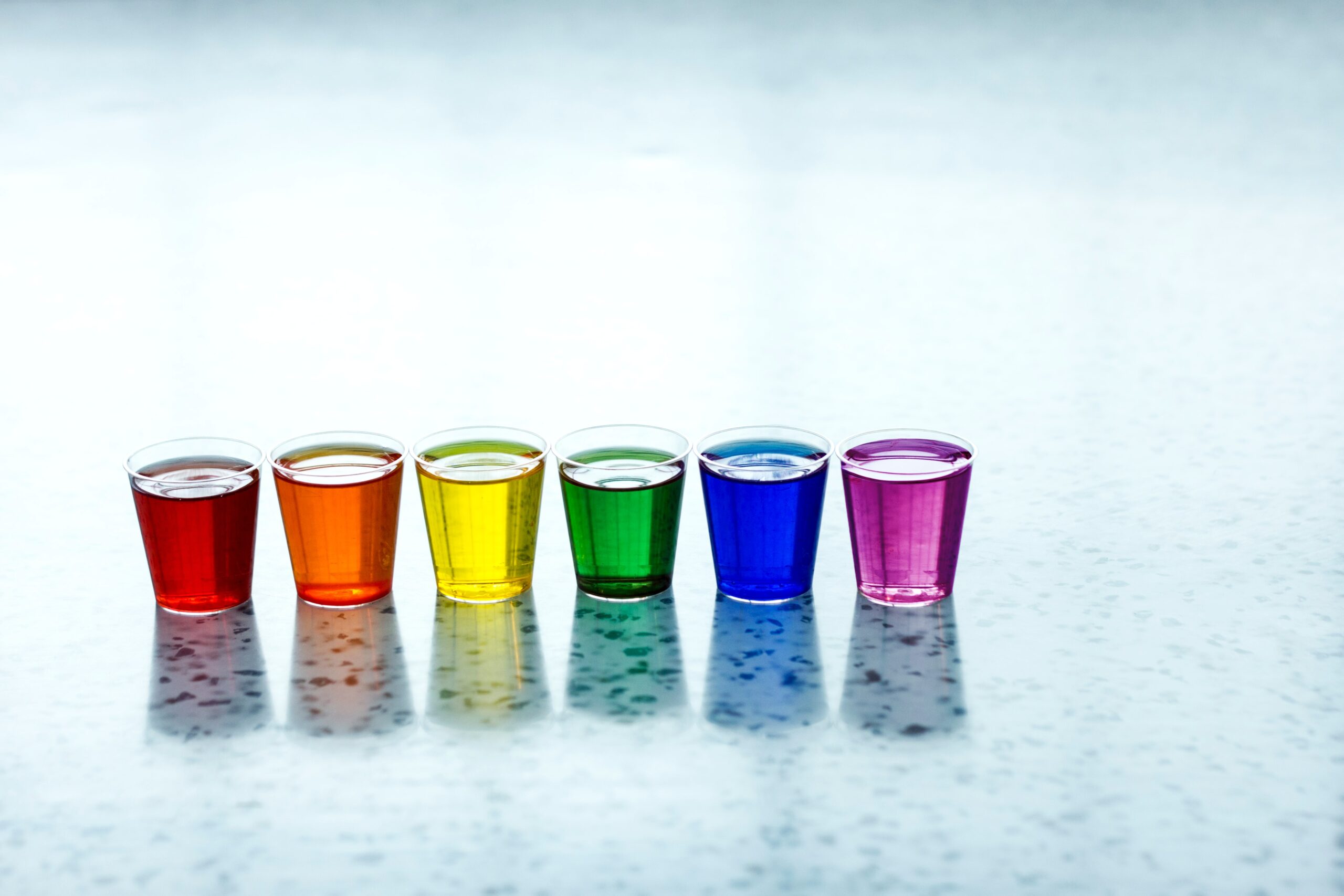 Zo maak je de meest populaire cocktail shotjes