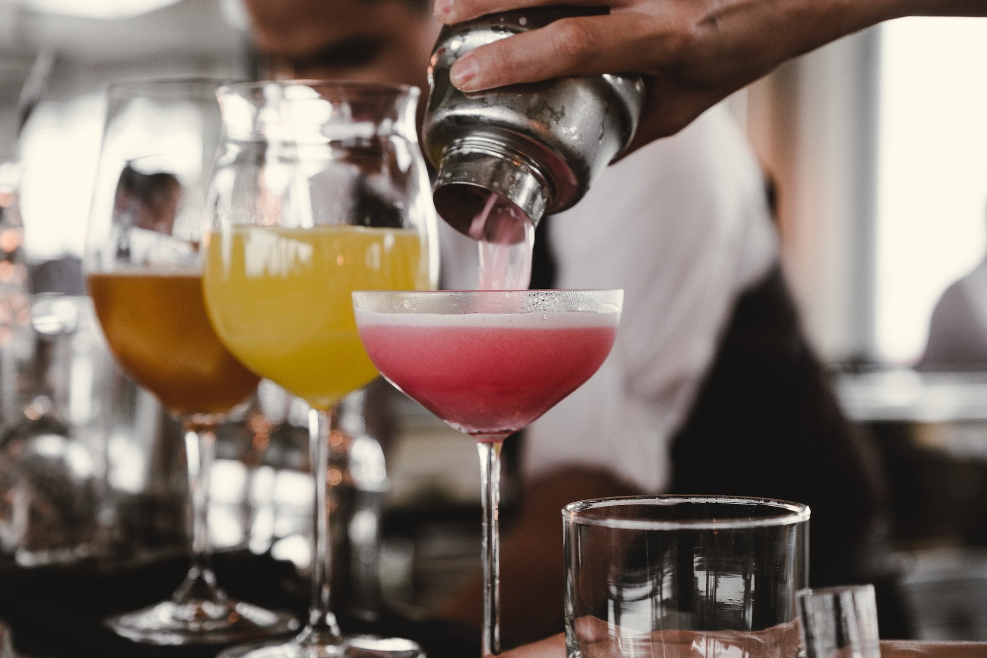 Wat heb je nodig om cocktails te maken? 5 benodigdheden voor de lekkerste drankjes