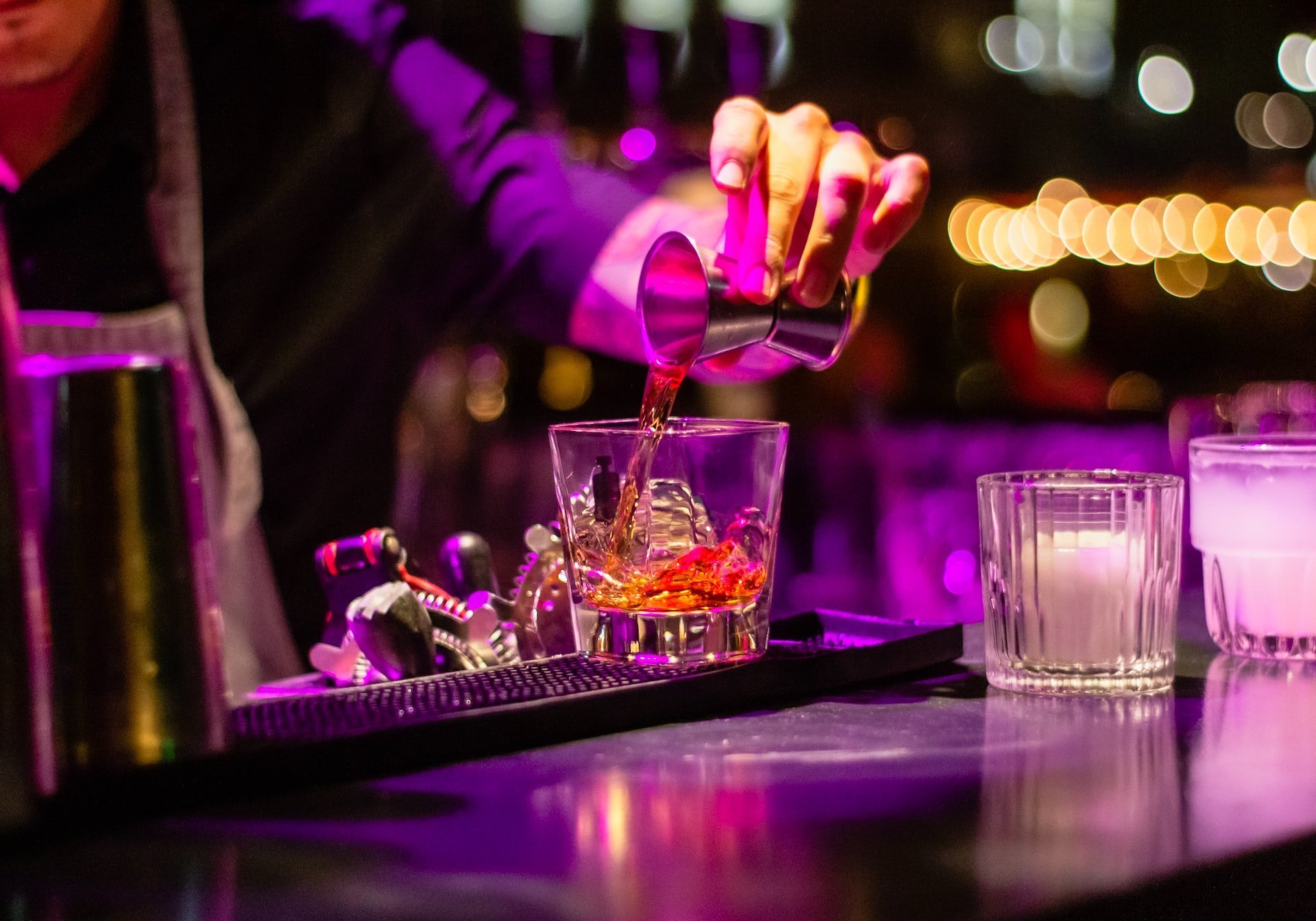 Waar komt de naam ‘cocktail’ vandaan?
