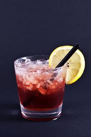 Bramble: De moderne klassieker met gin en bramenlikeur